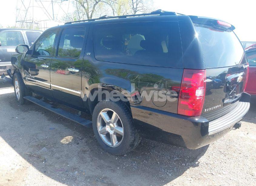 Photo 3 of 2009 Chevrolet Suburban 1500 LTZ (VIN 1GNFK36359R219818)