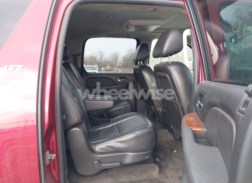 Photo 8 of 2009 Chevrolet Suburban 1500 LTZ (VIN 1GNFK36389R293623)