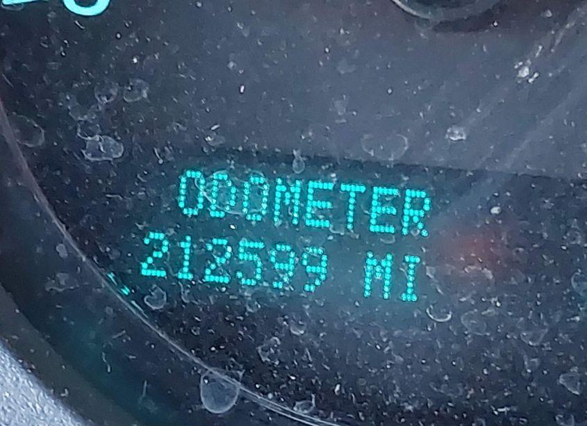 Photo 15 of 2009 Chevrolet Suburban 1500 LTZ (VIN 1GNFK36399J110048)