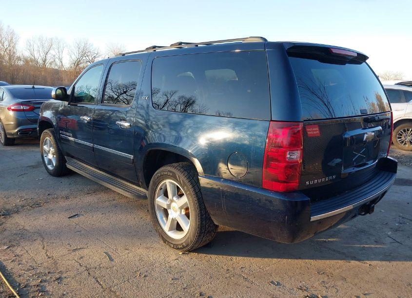 Photo 3 of 2009 Chevrolet Suburban 1500 LTZ (VIN 1GNFK36399J110048)
