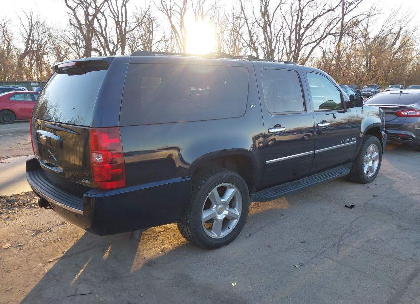 Photo 4 of 2009 Chevrolet Suburban 1500 LTZ (VIN 1GNFK36399J110048)