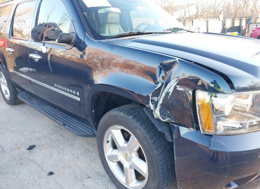Photo 6 of 2009 Chevrolet Suburban 1500 LTZ (VIN 1GNFK36399J110048)