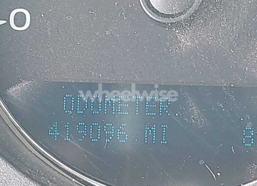 Photo 15 of 2009 Chevrolet Suburban 1500 LTZ (VIN 1GNFK36399R234676)