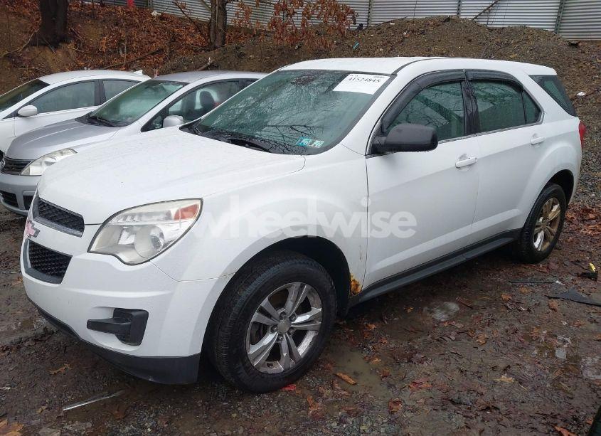 Photo 2 of 2013 Chevrolet Equinox LS (VIN 1GNFLCEK2DZ112868)