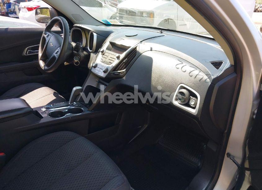 Photo 5 of 2013 Chevrolet Equinox LS (VIN 1GNFLCEK4DZ106859)