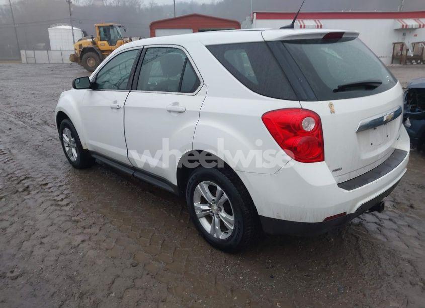 Photo 3 of 2013 Chevrolet Equinox LS (VIN 1GNFLCEK5DZ112802)