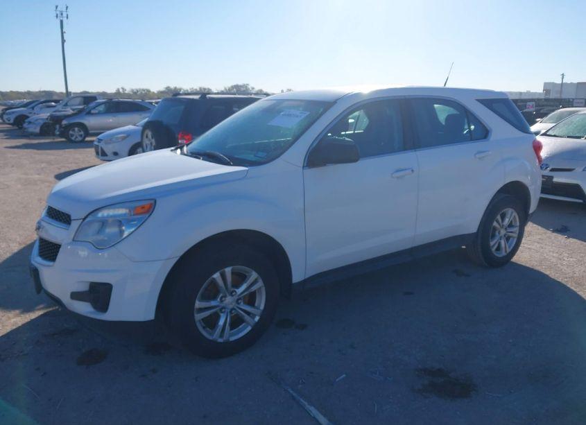 Photo 2 of 2013 Chevrolet Equinox LS (VIN 1GNFLCEK8DZ111059)
