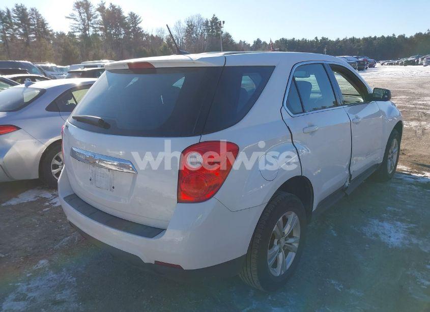 Photo 4 of 2014 Chevrolet Equinox LS (VIN 1GNFLEEK2EZ101804)