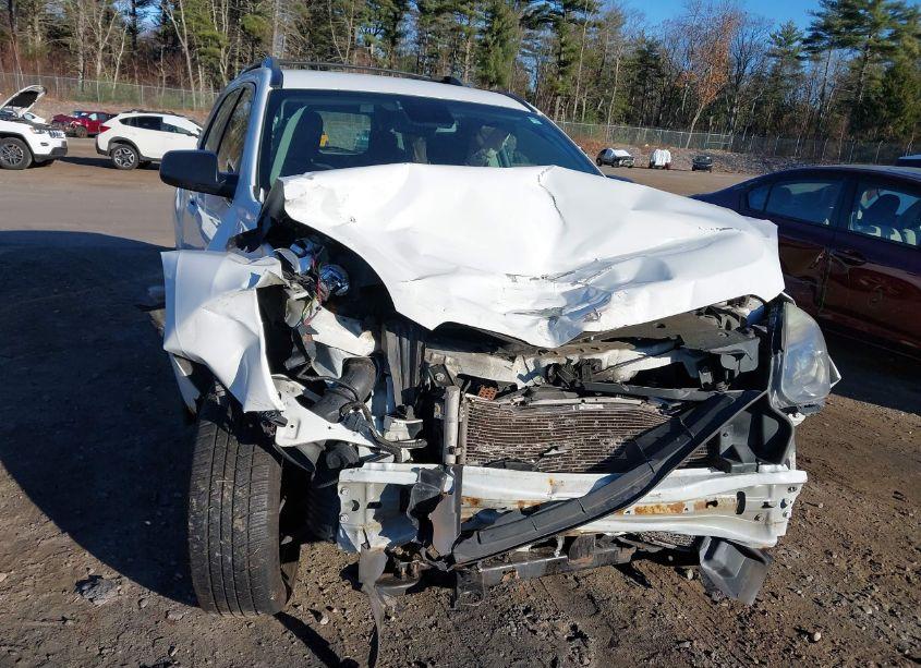 Photo 6 of 2016 Chevrolet Equinox LS (VIN 1GNFLEEK3GZ105041)