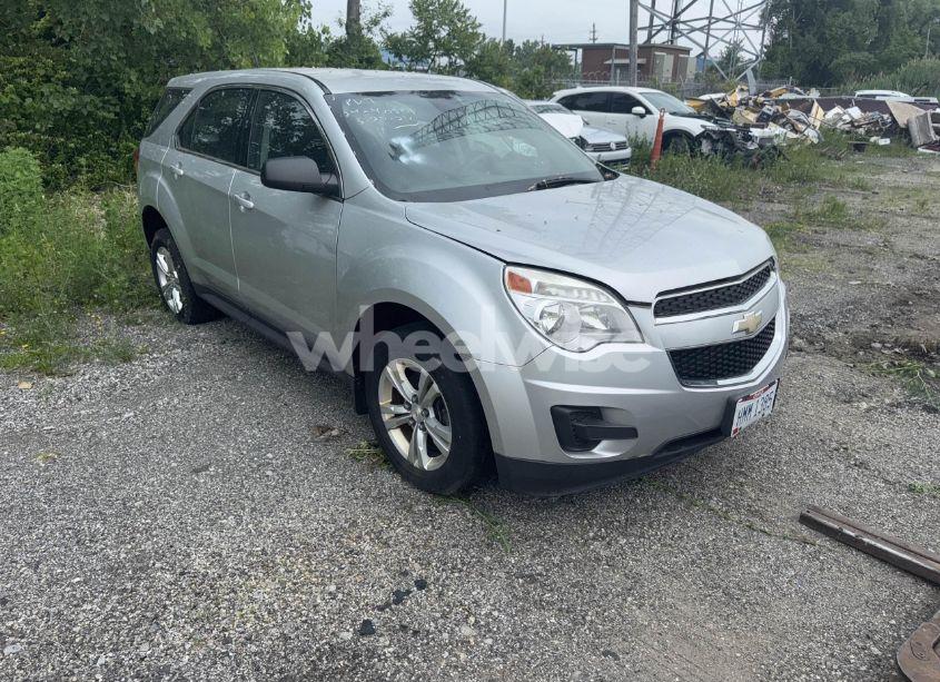 2015 Chevrolet Equinox LS (VIN 1GNFLEEK5FZ139870) main photo
