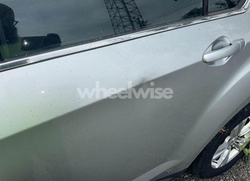 Photo 6 of 2015 Chevrolet Equinox LS (VIN 1GNFLEEK5FZ139870)