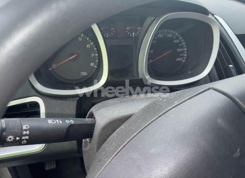 Photo 7 of 2015 Chevrolet Equinox LS (VIN 1GNFLEEK5FZ139870)