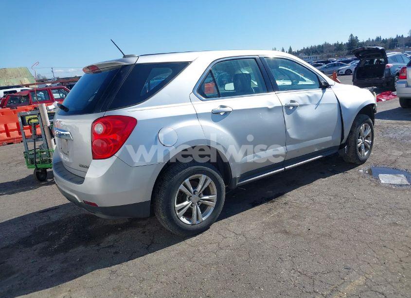 Photo 4 of 2015 Chevrolet Equinox LS (VIN 1GNFLEEK6FZ101905)