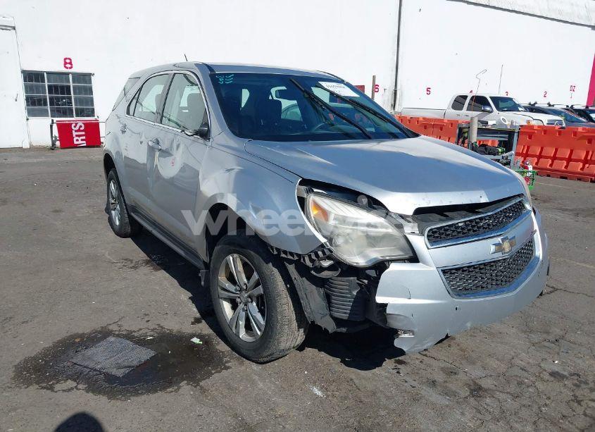 Photo 6 of 2015 Chevrolet Equinox LS (VIN 1GNFLEEK6FZ101905)