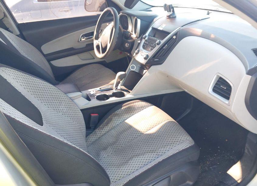 Photo 5 of 2014 Chevrolet Equinox LS (VIN 1GNFLEEK7EZ105900)