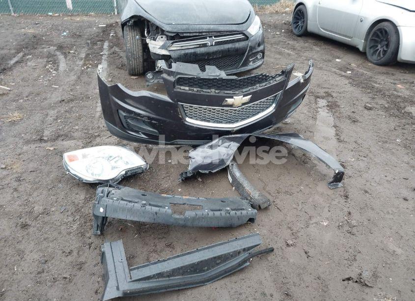 Photo 12 of 2015 Chevrolet Equinox 1LT (VIN 1GNFLFEK0FZ143895)