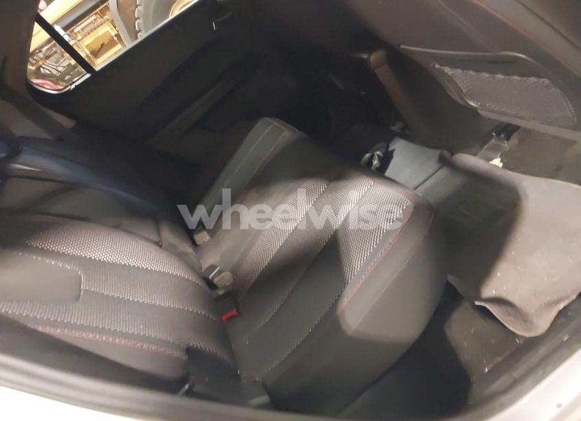 Photo 8 of 2015 Chevrolet Equinox 1LT (VIN 1GNFLFEK6FZ124493)