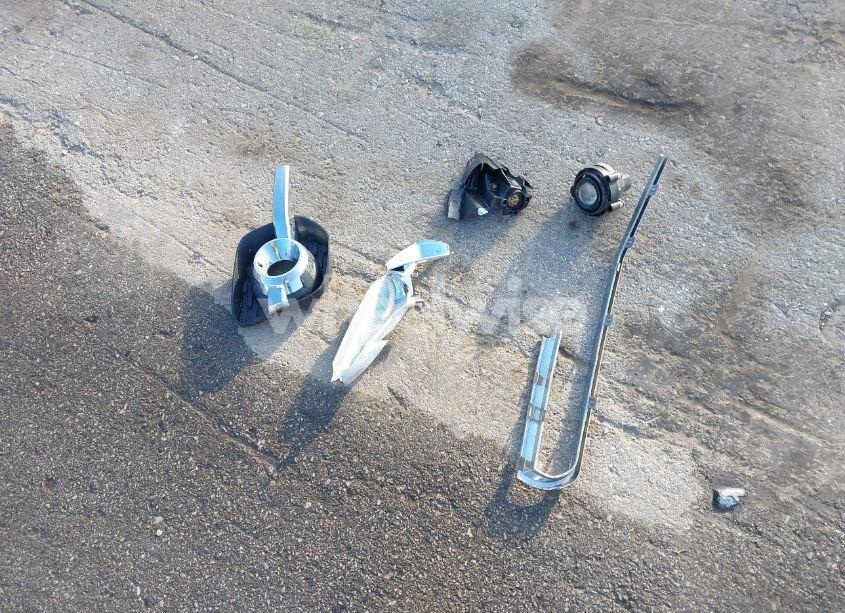 Photo 12 of 2013 Chevrolet Equinox LTZ (VIN 1GNFLGEK0DZ122077)