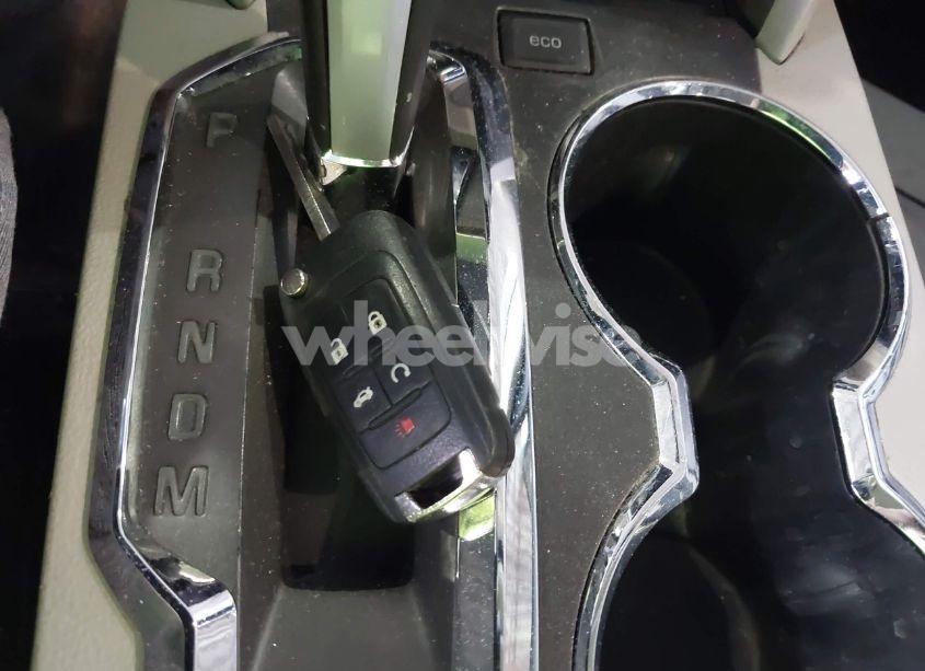 Photo 11 of 2015 Chevrolet Equinox 2LT (VIN 1GNFLGEK6FZ142465)