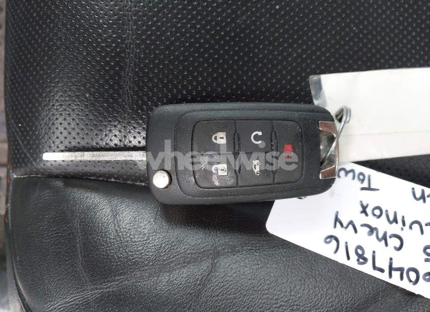 Photo 11 of 2015 Chevrolet Equinox 2LT (VIN 1GNFLGEKXFZ137981)
