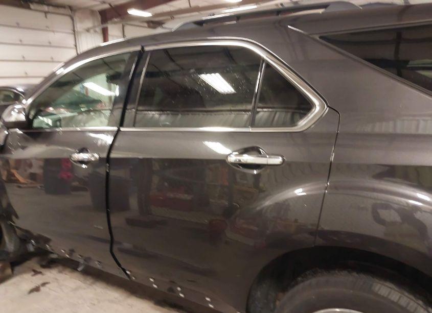 Photo 15 of 2015 Chevrolet Equinox LTZ (VIN 1GNFLHEK1FZ115499)