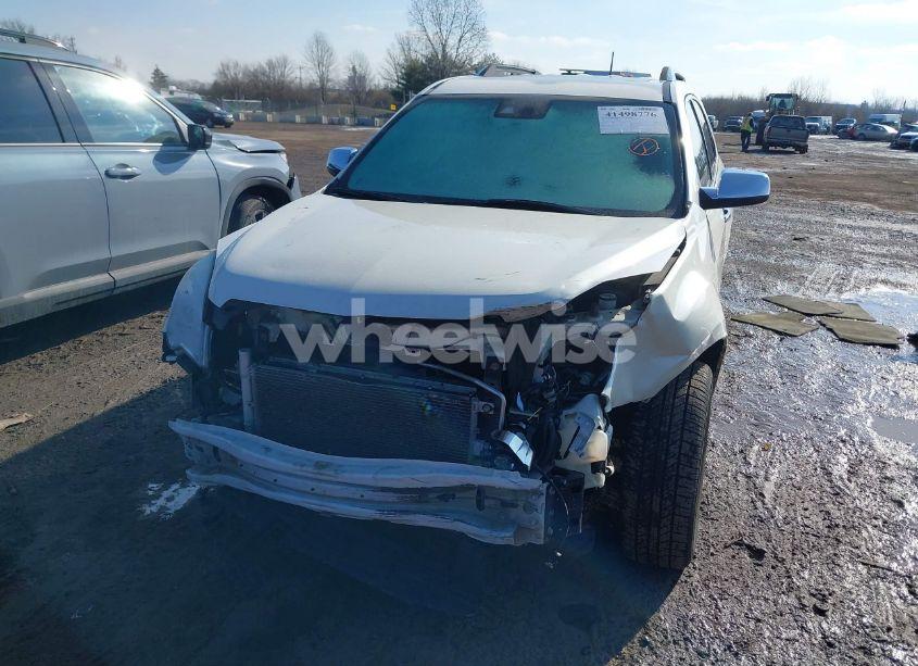 Photo 13 of 2015 Chevrolet Equinox LTZ (VIN 1GNFLHEK2FZ105144)