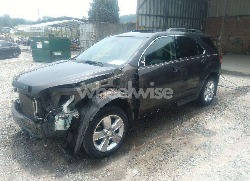 Photo 2 of 2013 Chevrolet Equinox 2LT (VIN 1GNFLNEK6DZ109144)