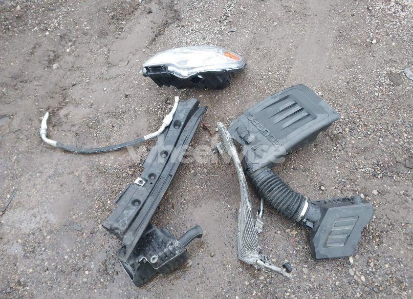 Photo 12 of 2013 Chevrolet Equinox 2LT (VIN 1GNFLNEK6DZ125408)