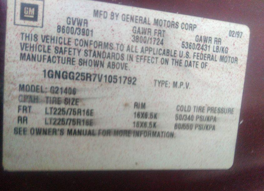 Photo 9 of 1997 Chevrolet Express (VIN 1GNGG25R7V1051792)