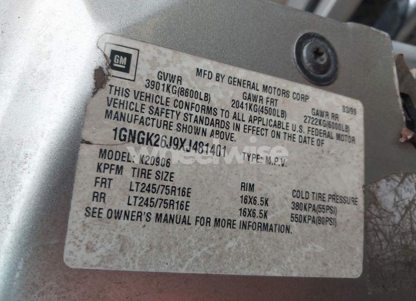 Photo 9 of 1999 Chevrolet Suburban 2500 (VIN 1GNGK26J9XJ481401)