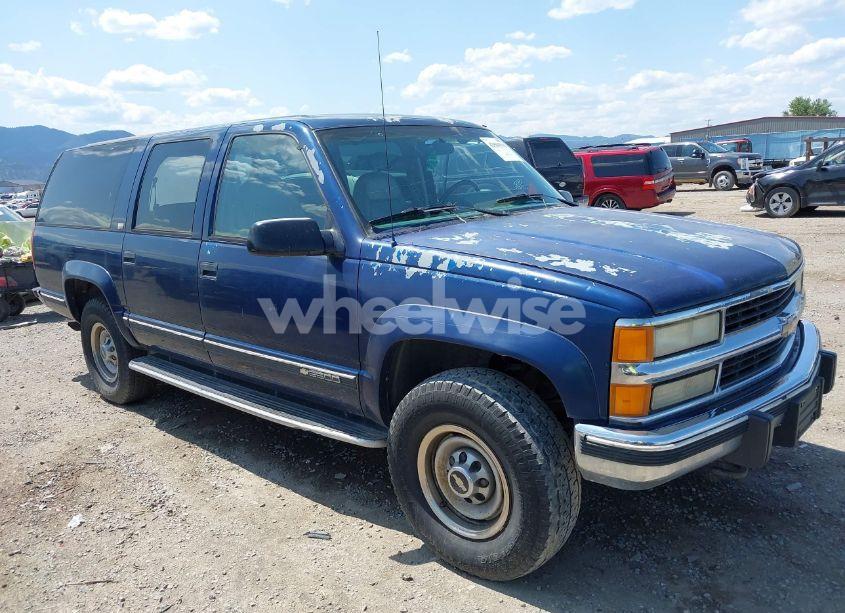 1994 Chevrolet Suburban K2500 (VIN 1GNGK26N4RJ406269) main photo