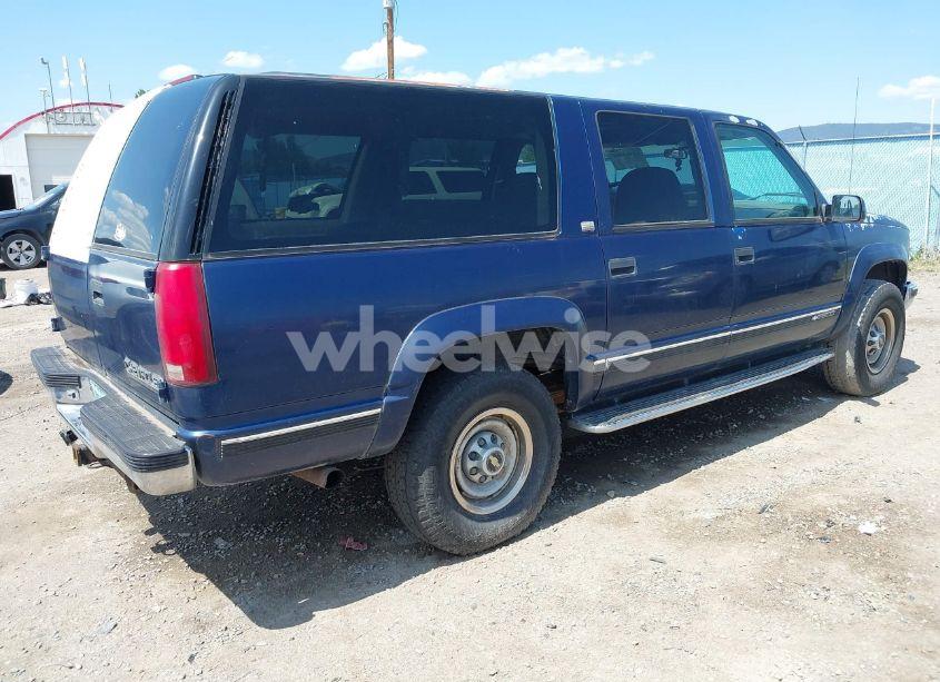 Photo 4 of 1994 Chevrolet Suburban K2500 (VIN 1GNGK26N4RJ406269)