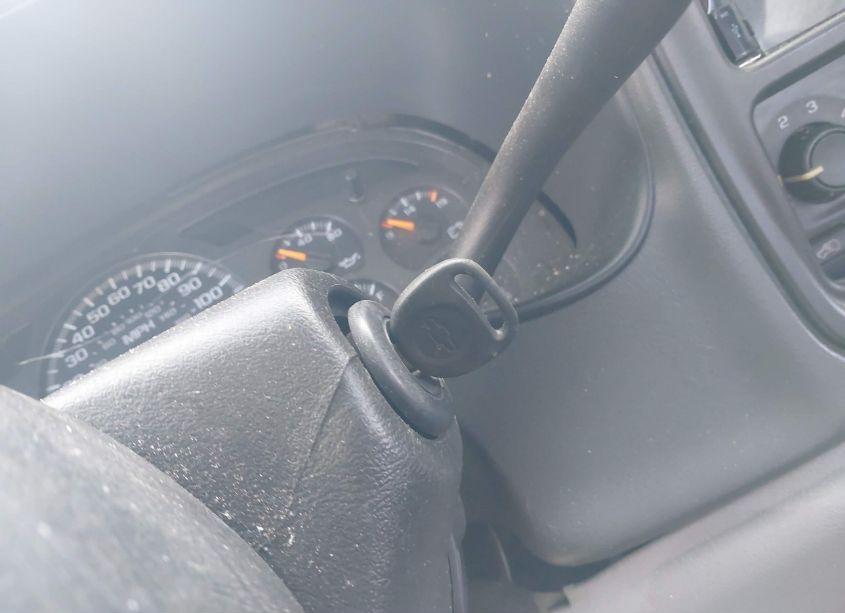 Photo 11 of 2003 Chevrolet Suburban 2500 LS (VIN 1GNGK26U73R291828)