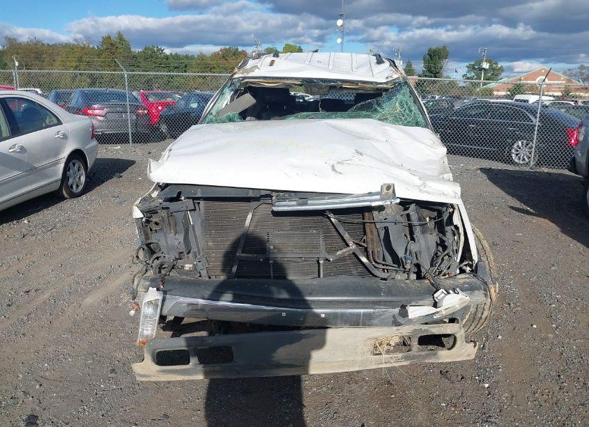 Photo 12 of 2003 Chevrolet Suburban 2500 LS (VIN 1GNGK26U73R291828)