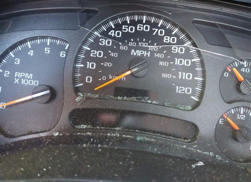 Photo 15 of 2003 Chevrolet Suburban 2500 LS (VIN 1GNGK26U73R291828)