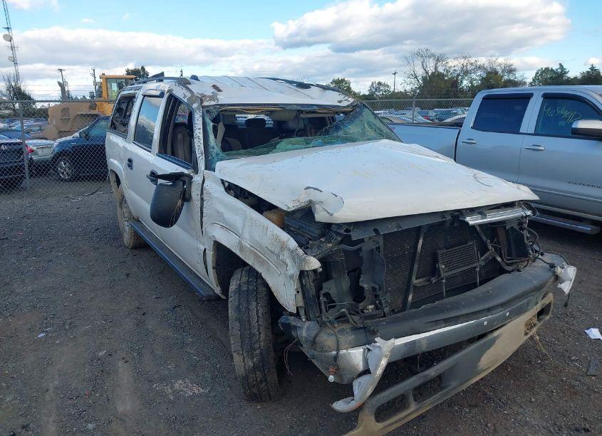 Photo 6 of 2003 Chevrolet Suburban 2500 LS (VIN 1GNGK26U73R291828)