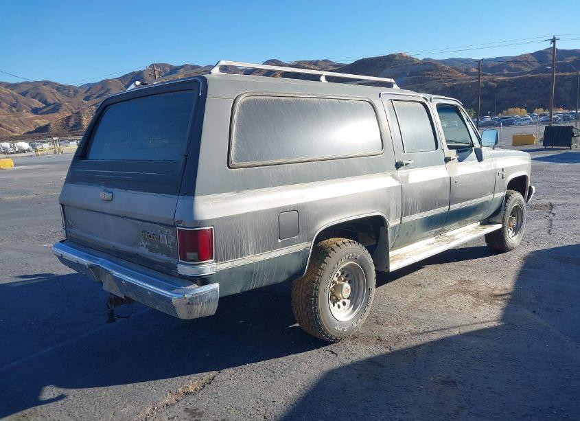 Photo 4 of 1988 Chevrolet Suburban V200 (VIN 1GNGV26K9JF129462)