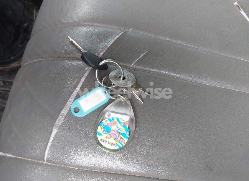 Photo 11 of 2008 Chevrolet Express LS (VIN 1GNHG35KX81223024)