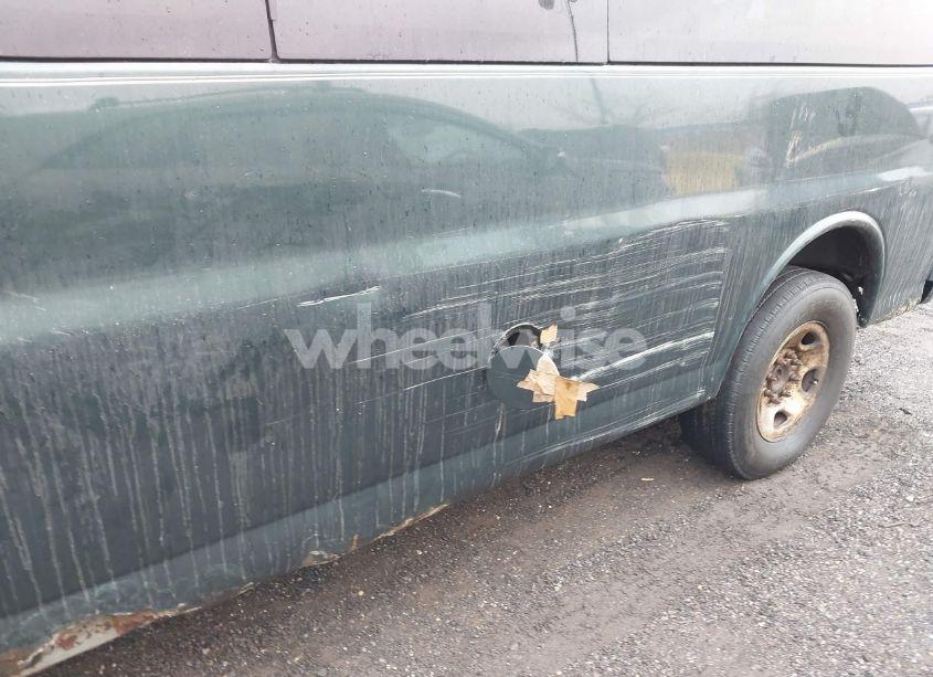 Photo 6 of 2007 Chevrolet Express LS (VIN 1GNHG39UX71244837)