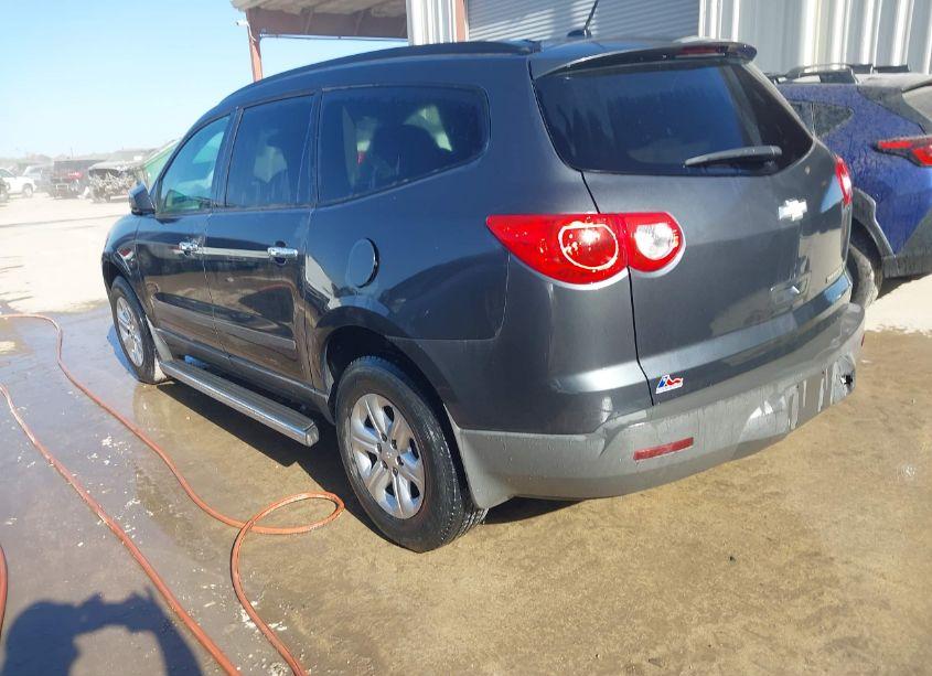 Photo 3 of 2012 Chevrolet Traverse LS (VIN 1GNKREED0CJ290382)