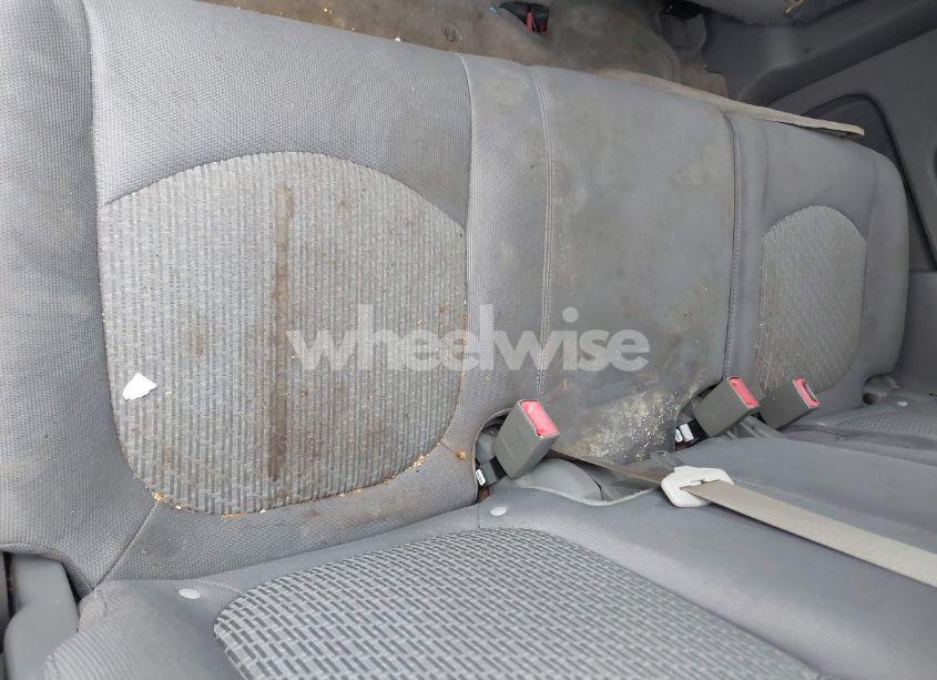 Photo 13 of 2011 Chevrolet Traverse LS (VIN 1GNKREED1BJ219433)