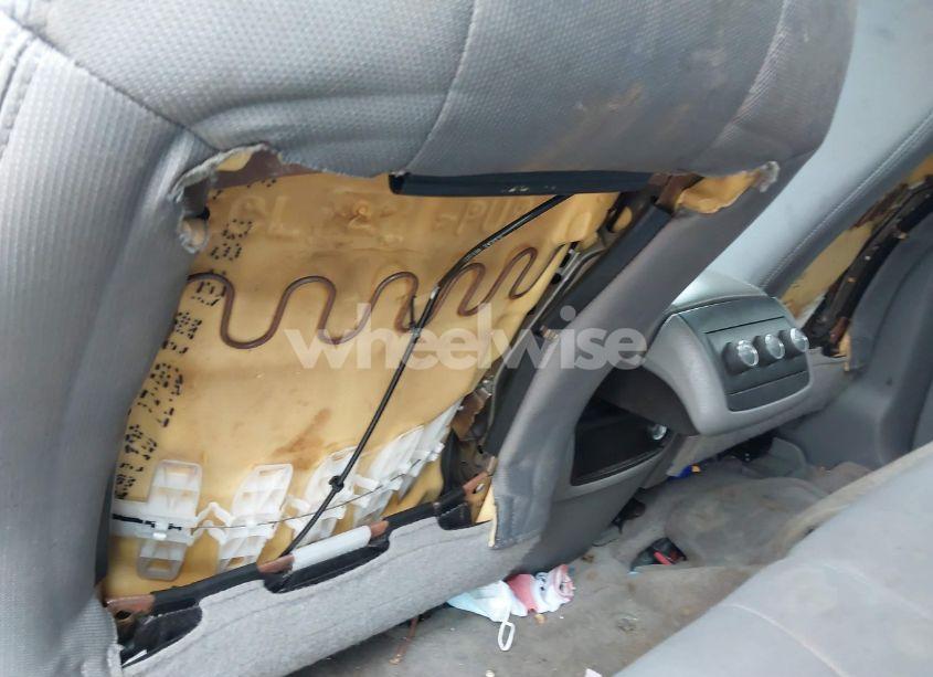 Photo 14 of 2011 Chevrolet Traverse LS (VIN 1GNKREED1BJ219433)