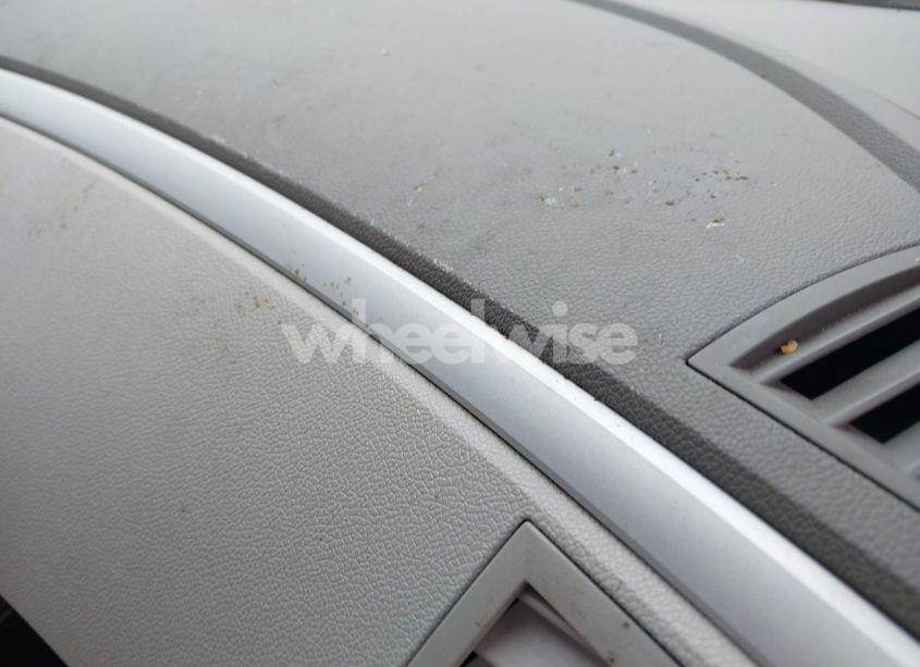 Photo 16 of 2011 Chevrolet Traverse LS (VIN 1GNKREED1BJ219433)