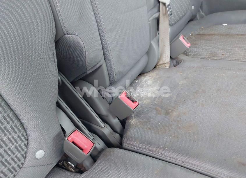 Photo 17 of 2011 Chevrolet Traverse LS (VIN 1GNKREED1BJ219433)