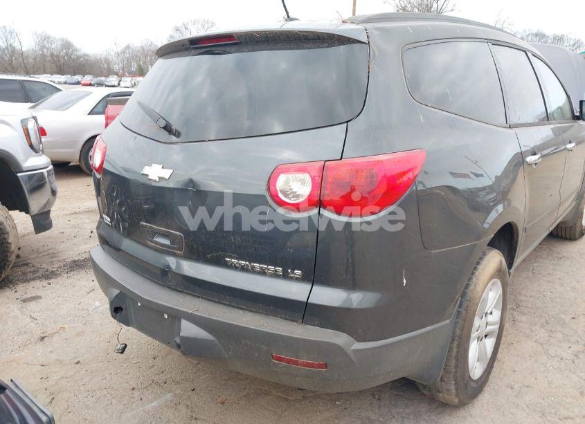 Photo 4 of 2011 Chevrolet Traverse LS (VIN 1GNKREED1BJ219433)