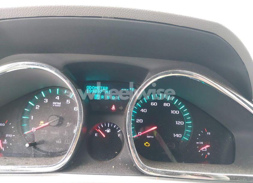 Photo 7 of 2011 Chevrolet Traverse LS (VIN 1GNKREED1BJ219433)