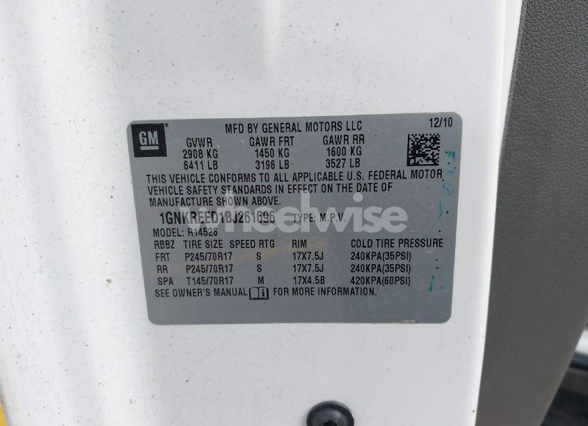 Photo 9 of 2011 Chevrolet Traverse LS (VIN 1GNKREED1BJ261696)