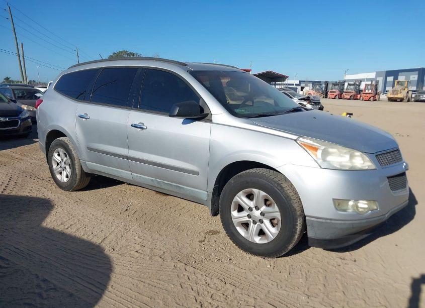 2012 Chevrolet Traverse LS (VIN 1GNKREED1CJ410058) main photo