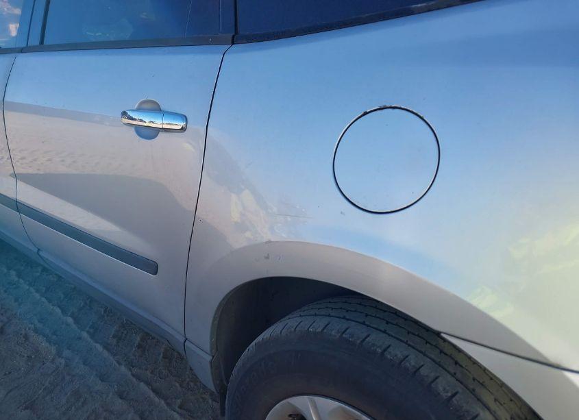 Photo 14 of 2012 Chevrolet Traverse LS (VIN 1GNKREED1CJ410058)