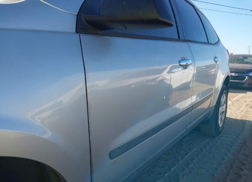 Photo 15 of 2012 Chevrolet Traverse LS (VIN 1GNKREED1CJ410058)